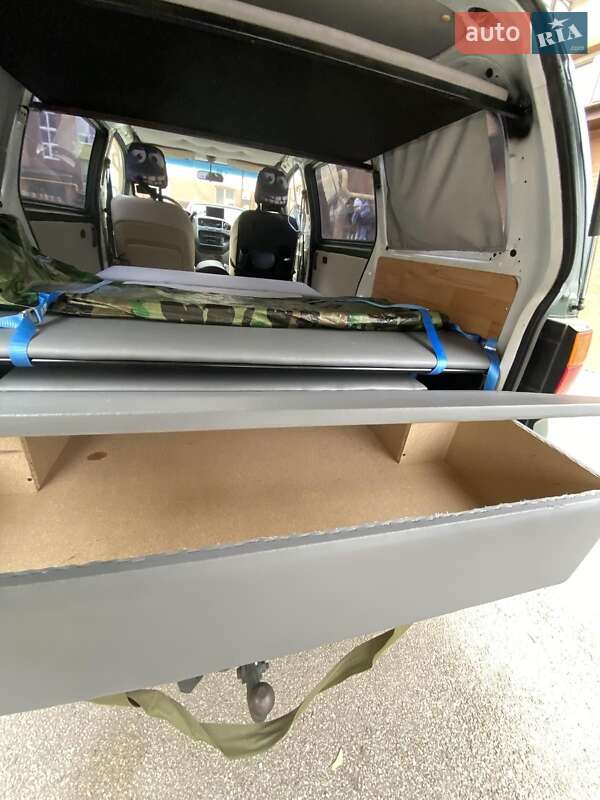 Минивэн Mitsubishi L 400 2000 в Конотопе