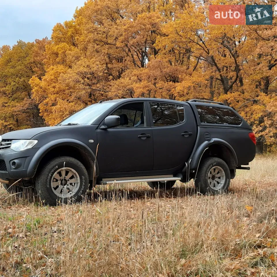 2010 Mitsubishi L200 - мініатюра 37