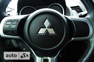 Седан Mitsubishi Lancer Evolution 2009 в 