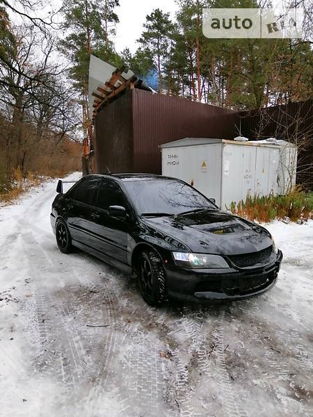 Седан Mitsubishi Lancer Evolution 2004 в Киеве