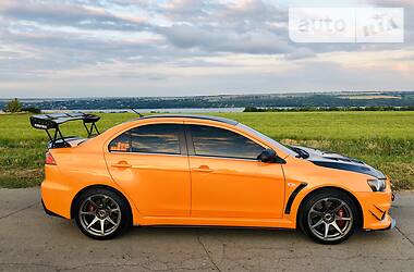 Седан Mitsubishi Lancer Evolution 2009 в 