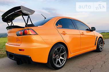 Седан Mitsubishi Lancer Evolution 2009 в 