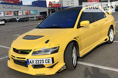 Седан Mitsubishi Lancer Evolution 2004 в Харькове