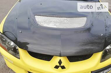 Седан Mitsubishi Lancer Evolution 2004 в 