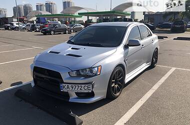 Седан Mitsubishi Lancer Evolution 2013 в 