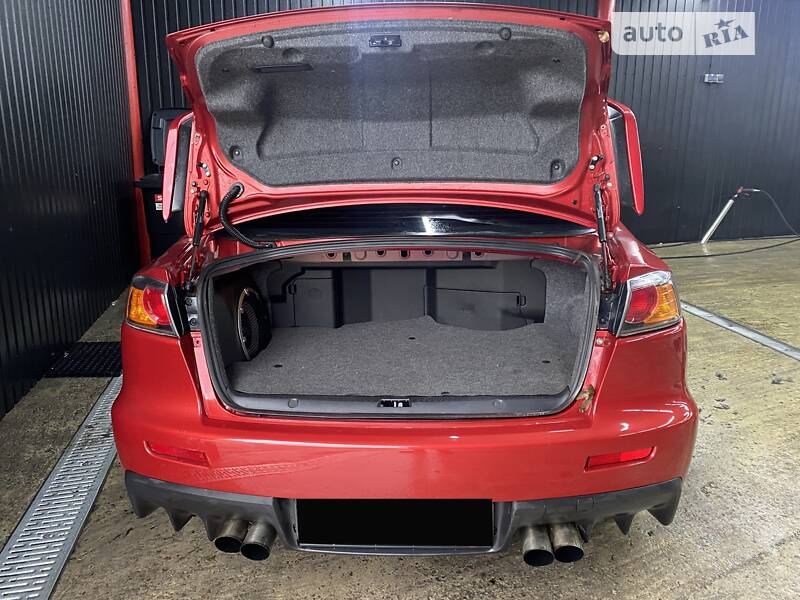 Седан Mitsubishi Lancer Evolution 2008 в Киеве