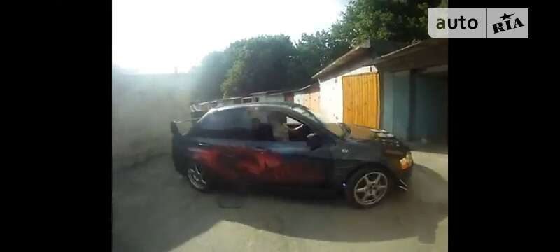 Седан Mitsubishi Lancer Evolution 2004 в Киеве