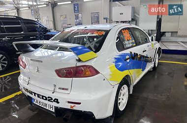 Седан Mitsubishi Lancer Evolution 2009 в 