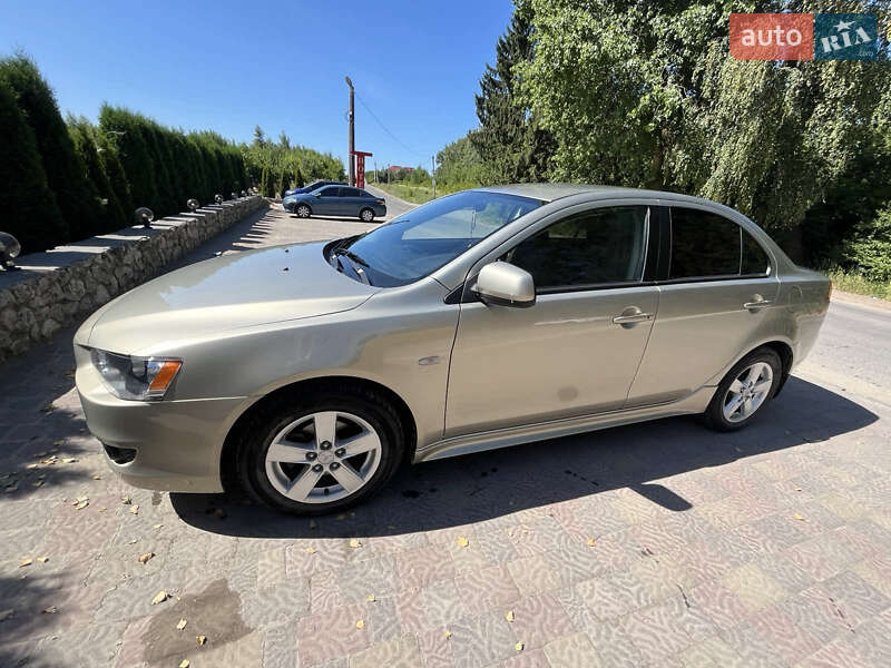 Седан Mitsubishi Lancer Evolution 2007 в Тернополе
