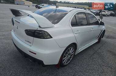Седан Mitsubishi Lancer Evolution 2015 в 