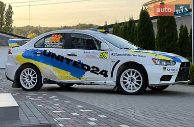 Седан Mitsubishi Lancer Evolution 2009 в Черновцах