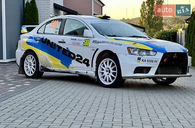 Седан Mitsubishi Lancer Evolution 2009 в Черновцах
