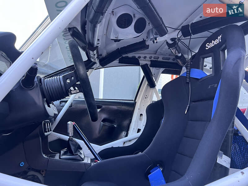 Седан Mitsubishi Lancer Evolution 2009 в Черновцах