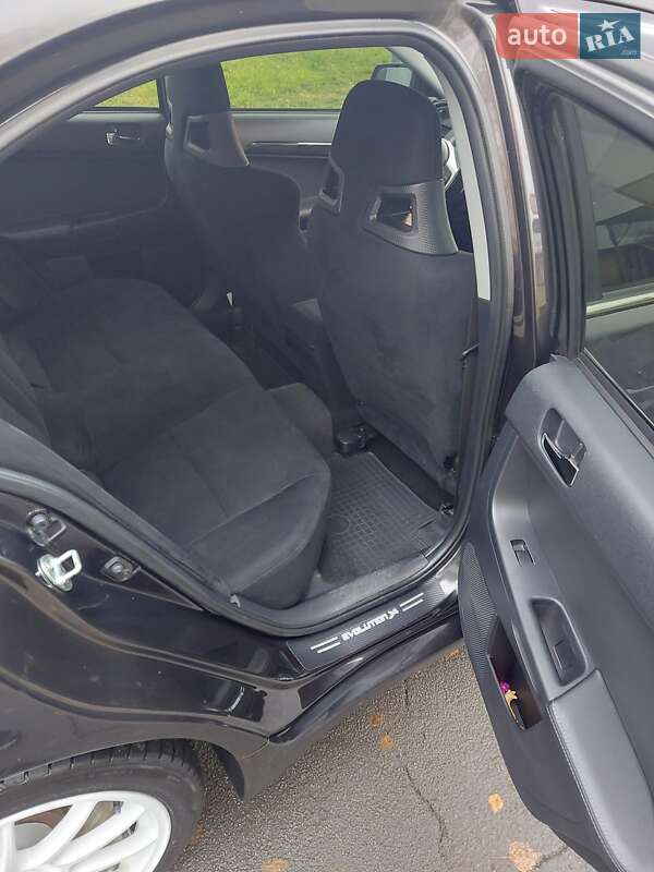 Седан Mitsubishi Lancer Evolution 2008 в Нетешине