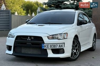Седан Mitsubishi Lancer Evolution 2015 в Днепре