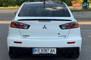 Седан Mitsubishi Lancer Evolution 2015 в Днепре