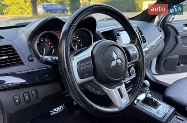 Седан Mitsubishi Lancer Evolution 2015 в Днепре