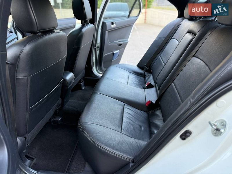 Седан Mitsubishi Lancer Evolution 2015 в Днепре