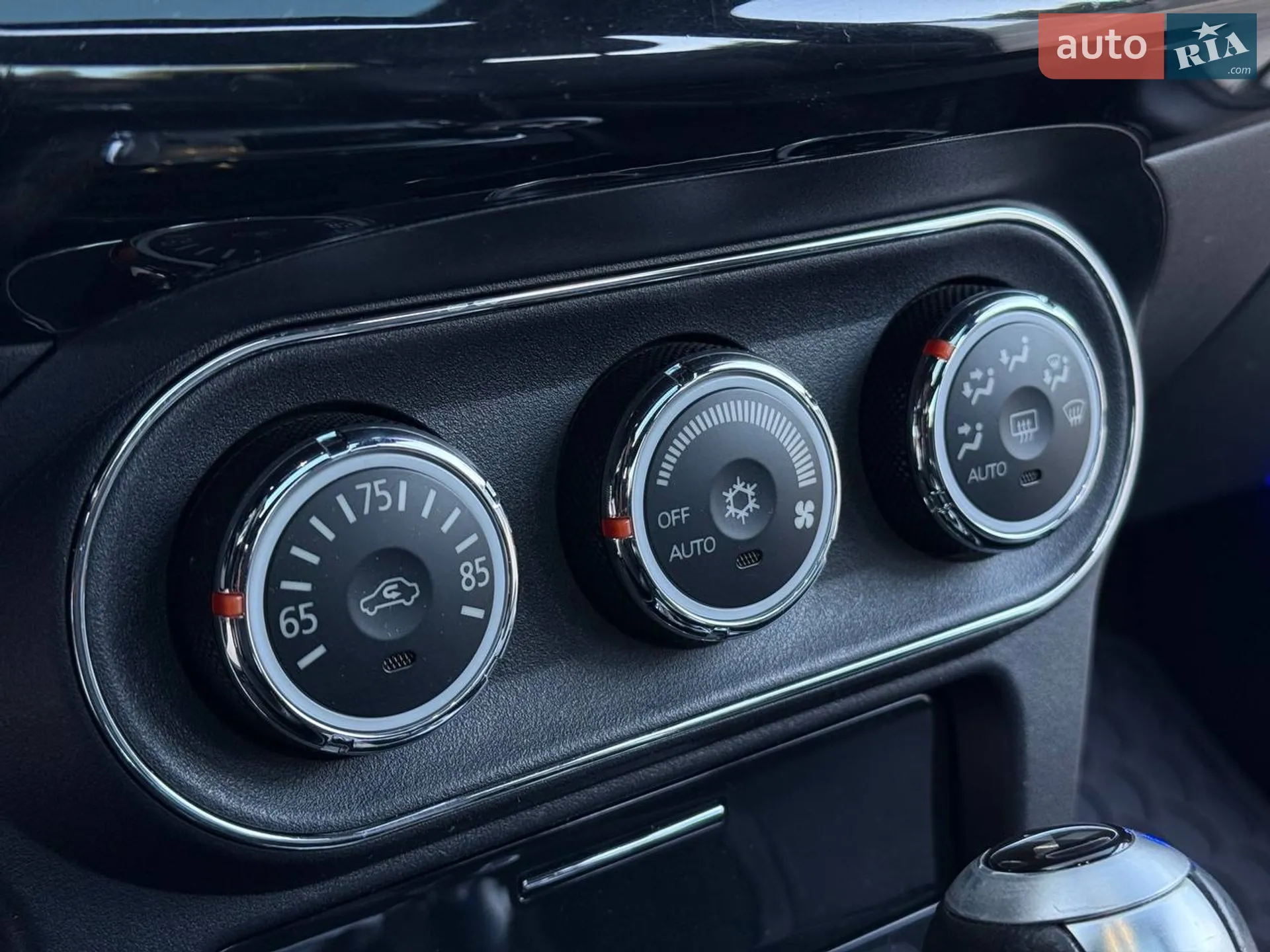 2015 Mitsubishi Lancer Evolution - мініатюра 30