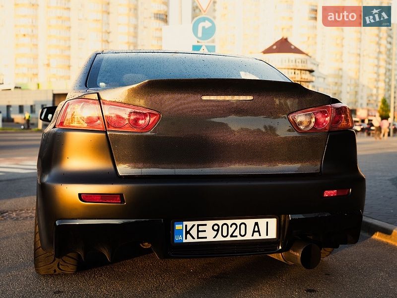 Седан Mitsubishi Lancer Evolution 2008 в Киеве