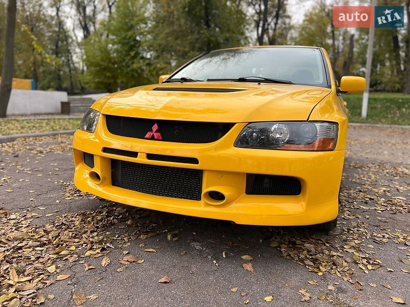 Седан Mitsubishi Lancer Evolution 2003 в Ужгороде