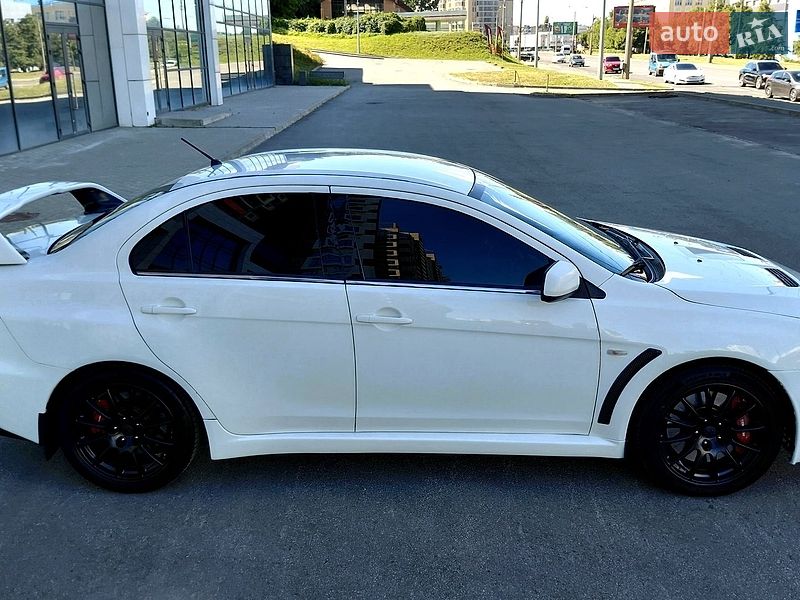 Седан Mitsubishi Lancer Evolution 2008 в Харкові фото 7 Седан Mitsubishi Lancer Evolution 2008 в Харкові