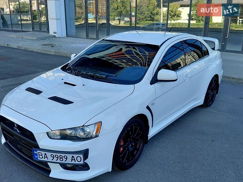 Седан Mitsubishi Lancer Evolution 2008 в Харкові фото Седан Mitsubishi Lancer Evolution 2008 в Харкові