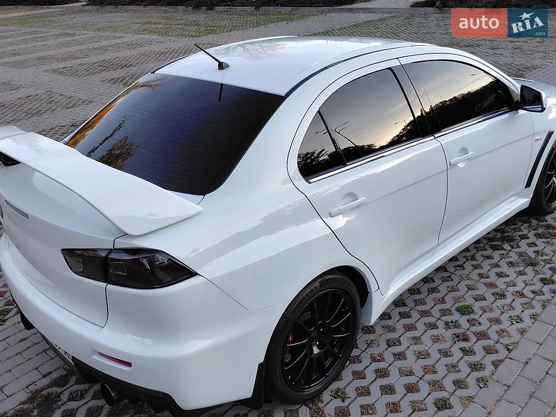 Седан Mitsubishi Lancer Evolution 2008 в Харькове фото 11 Седан Mitsubishi Lancer Evolution 2008 в Харькове