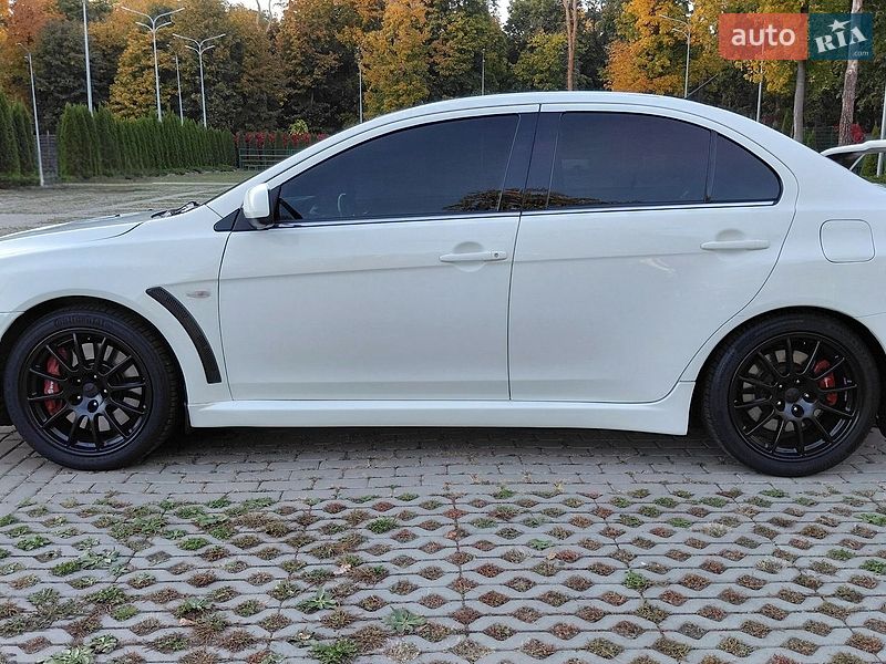 Седан Mitsubishi Lancer Evolution 2008 в Харькове фото 19 Седан Mitsubishi Lancer Evolution 2008 в Харькове