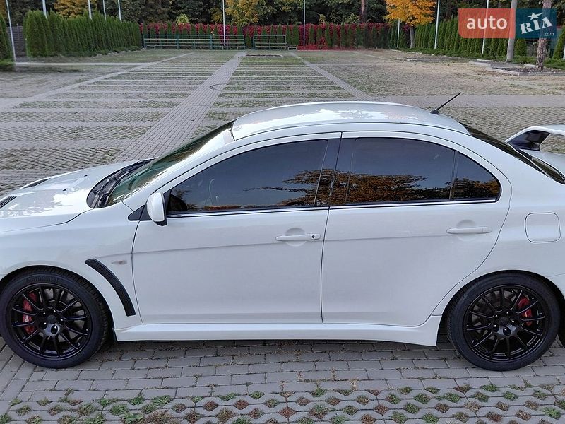 Седан Mitsubishi Lancer Evolution 2008 в Харькове фото 20 Седан Mitsubishi Lancer Evolution 2008 в Харькове