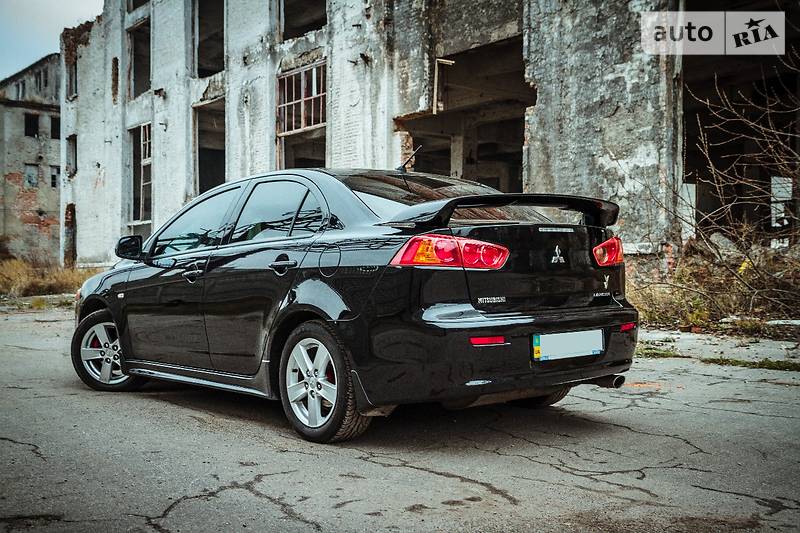 Седан Mitsubishi Lancer 2008 в Виннице