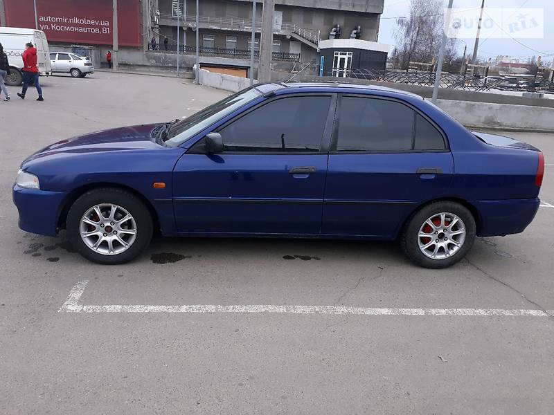 Седан Mitsubishi Lancer 1996 в Миколаєві