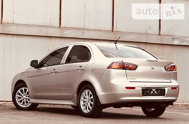 Седан Mitsubishi Lancer 2013 в Одессе