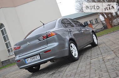 Седан Mitsubishi Lancer 2015 в Киеве