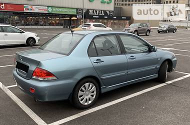 Седан Mitsubishi Lancer 2007 в Киеве