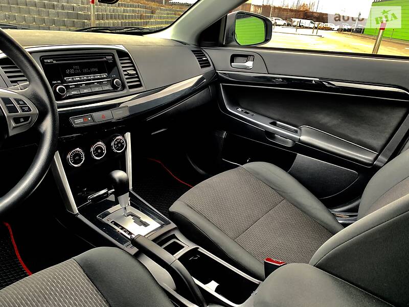 Седан Mitsubishi Lancer 2015 в Києві фото 20 Седан Mitsubishi Lancer 2015 в Києві