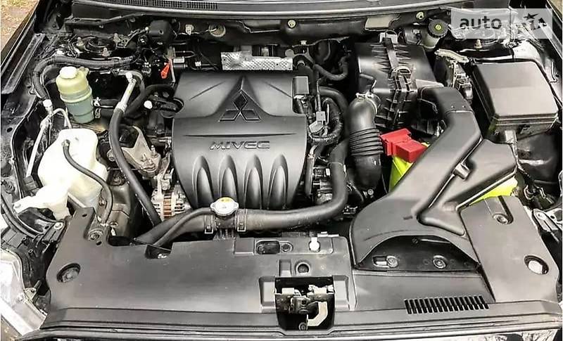 Седан Mitsubishi Lancer 2013 в Добропіллі