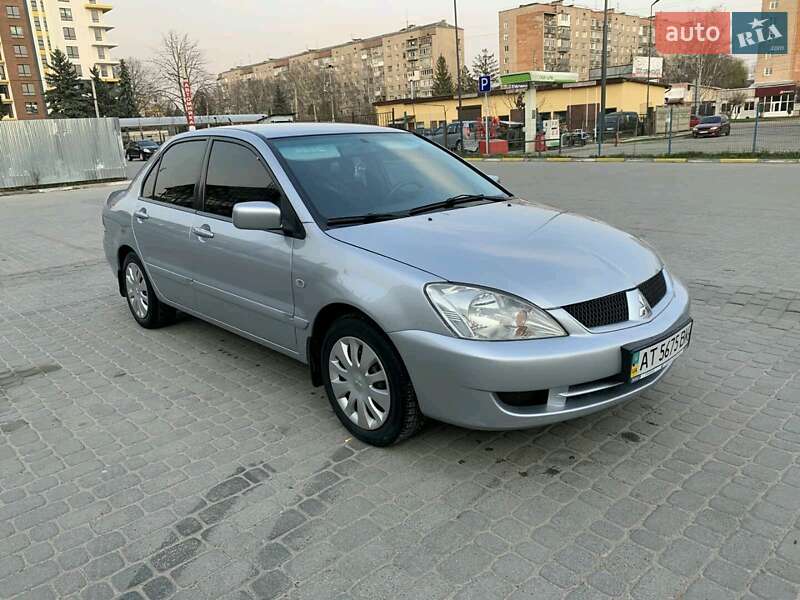 Седан Mitsubishi Lancer 2006 в Ивано-Франковске