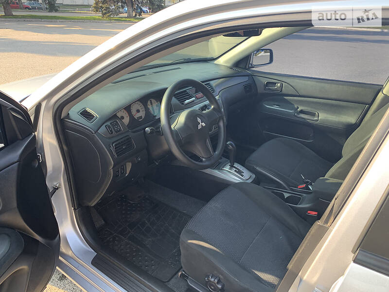Седан Mitsubishi Lancer 2009 в Дніпрі