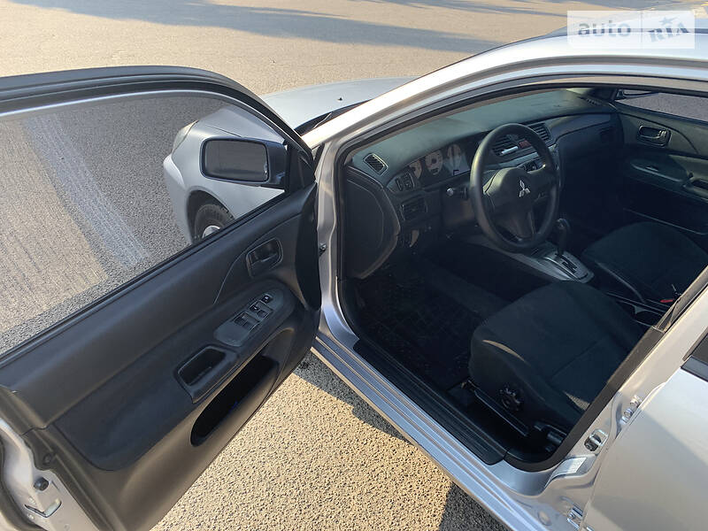 Седан Mitsubishi Lancer 2009 в Дніпрі
