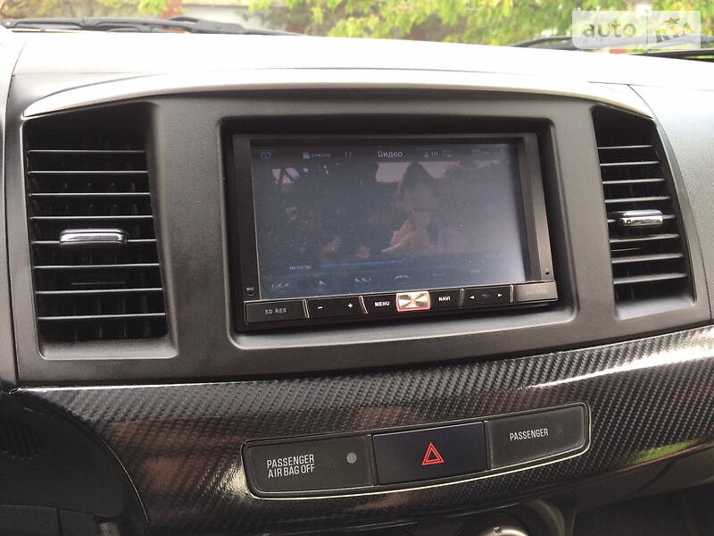 Седан Mitsubishi Lancer 2009 в Ромнах
