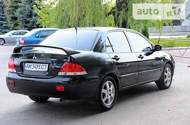 Седан Mitsubishi Lancer 2005 в 