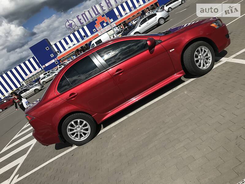 Седан Mitsubishi Lancer 2011 в Киеве