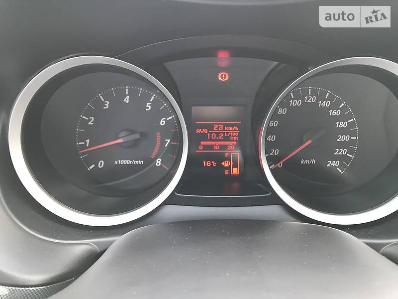 Седан Mitsubishi Lancer 2011 в Киеве