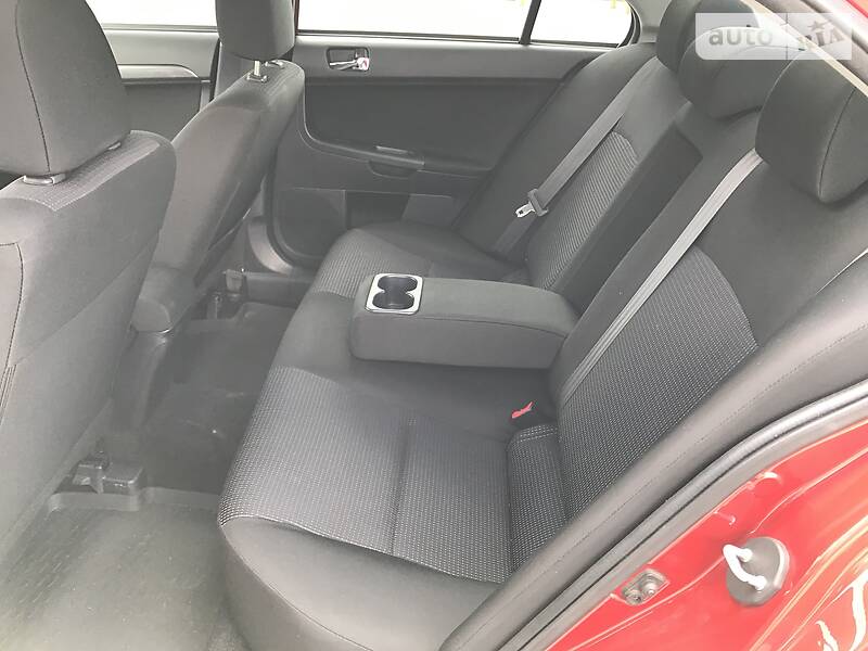 Седан Mitsubishi Lancer 2011 в Киеве