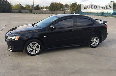 Седан Mitsubishi Lancer 2007 в Черновцах