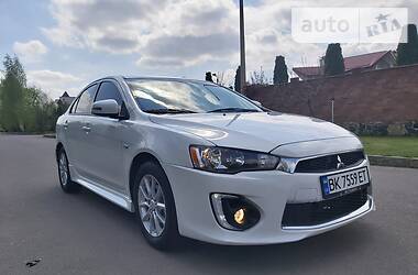 Седан Mitsubishi Lancer 2016 в Ровно