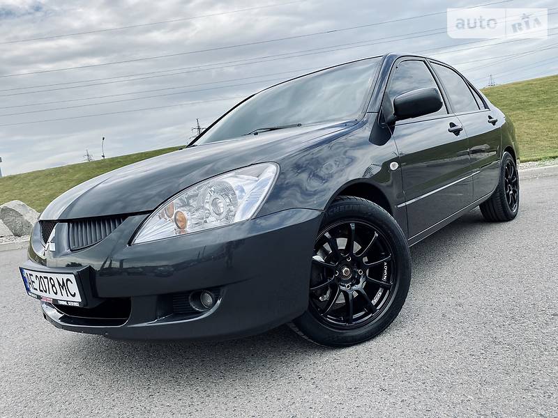 Седан Mitsubishi Lancer 2004 в Дніпрі