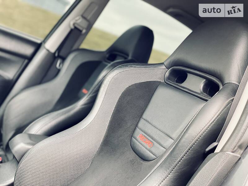 Седан Mitsubishi Lancer 2004 в Дніпрі