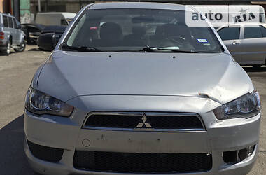 Mitsubishi Lancer 2015